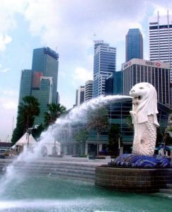 Merlion Park 243x300 24 Tempat Wisata di Singapura Yang Paling Menarik