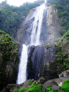 Air Terjun Sigura gura 225x300 25 Tempat Wisata di Sumatera Utara Yang Menarik