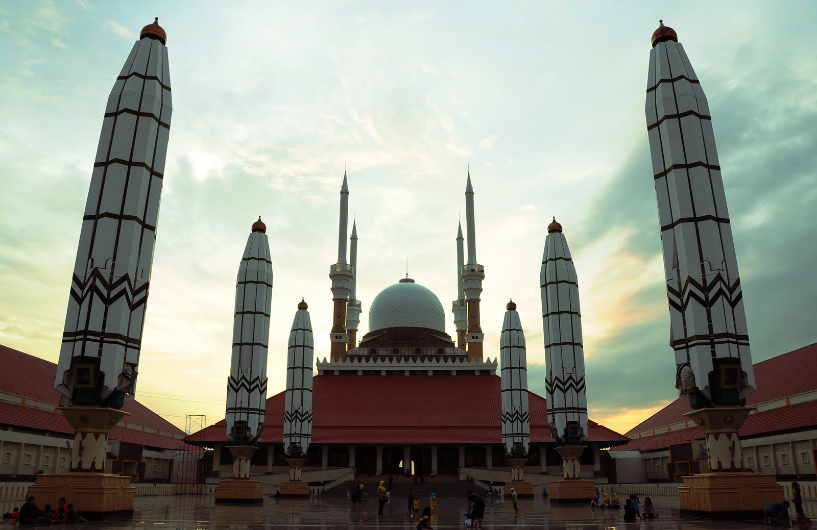 10 Tempat Wisata Di Semarang Yang Paling Terkenal
