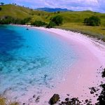 Pink Beach Pulau Komodo