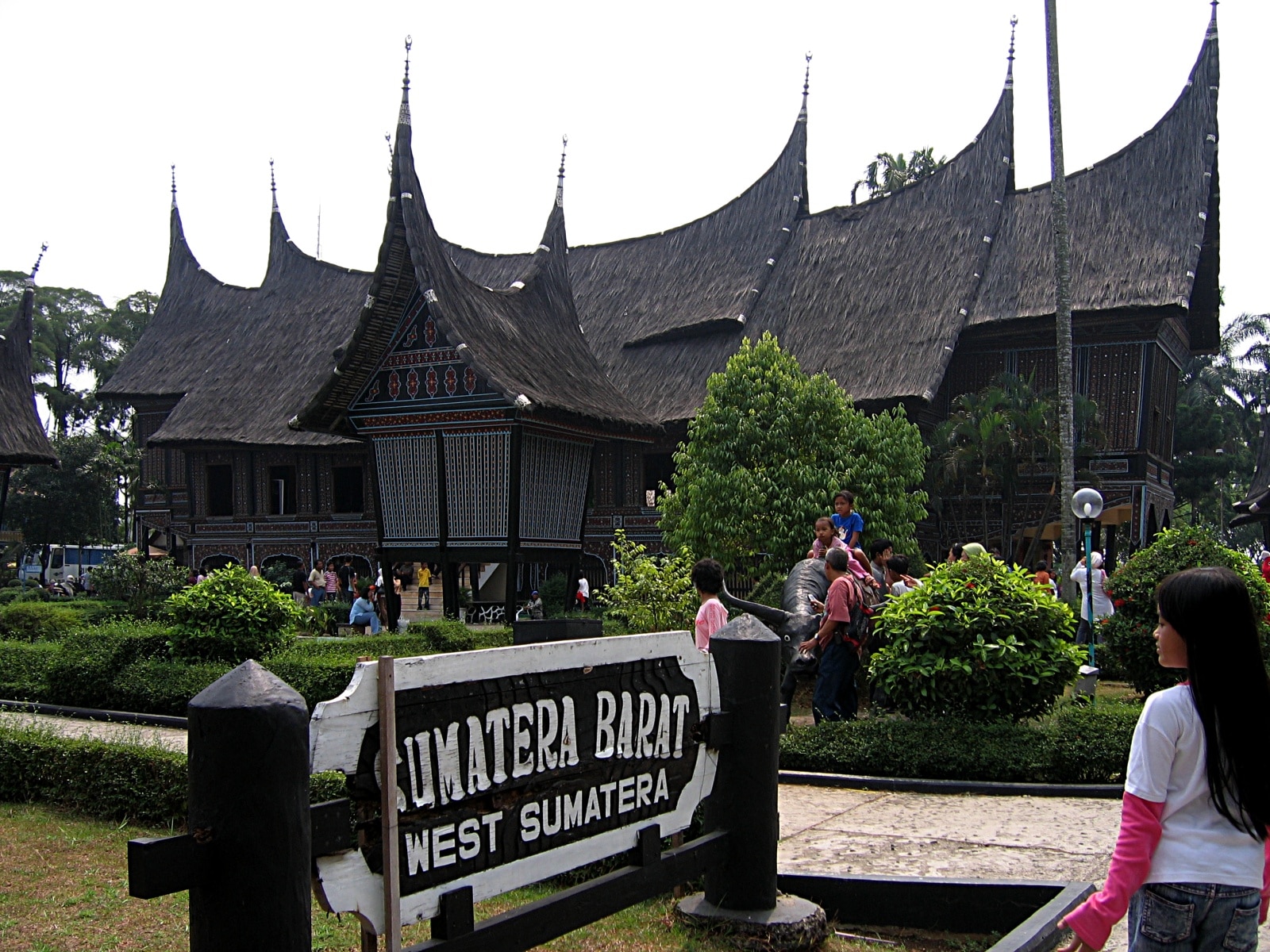 Wisata Jakarta Taman Mini Indonesia Indah (TMII)