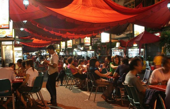 10 Tempat Wisata Kuliner di Medan yang Wajib Dikunjungi
