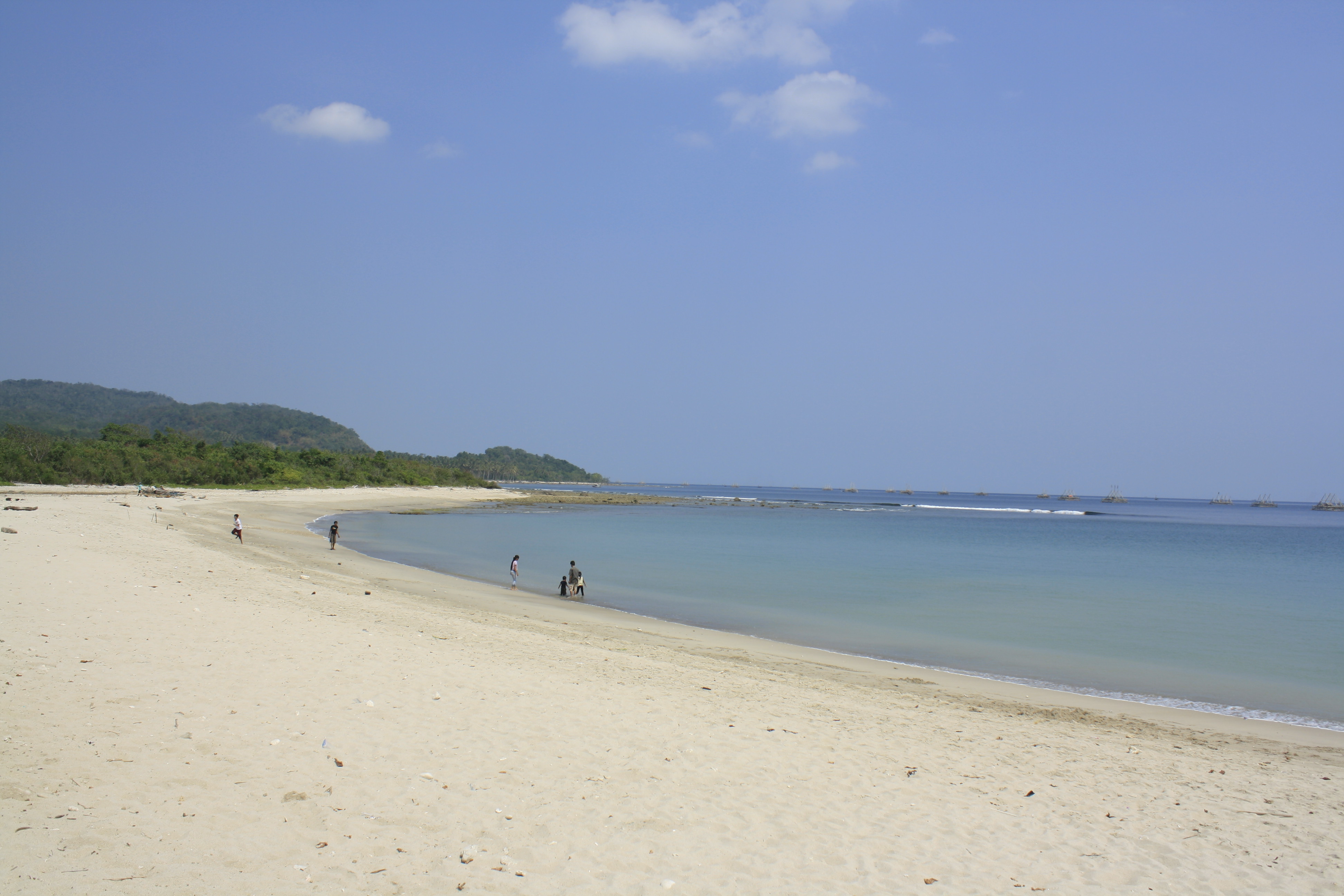 Pantai Carita Surga Kecil Di Pesisir Banten