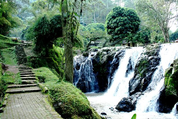 Maribaya Bandung, Pemandian Air Panas Dengan Banyak Mitos