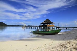 Pantai Terindah di Indonesia - Pantai Ora, Maluku Tengah