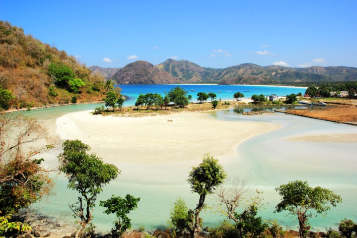 10 Tempat Wisata Pantai di Lombok yang Wajib Dikunjungi