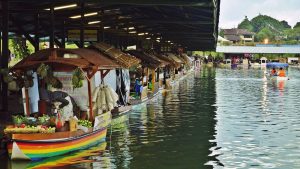 Tempat Wisata di Lembang - Floating Market