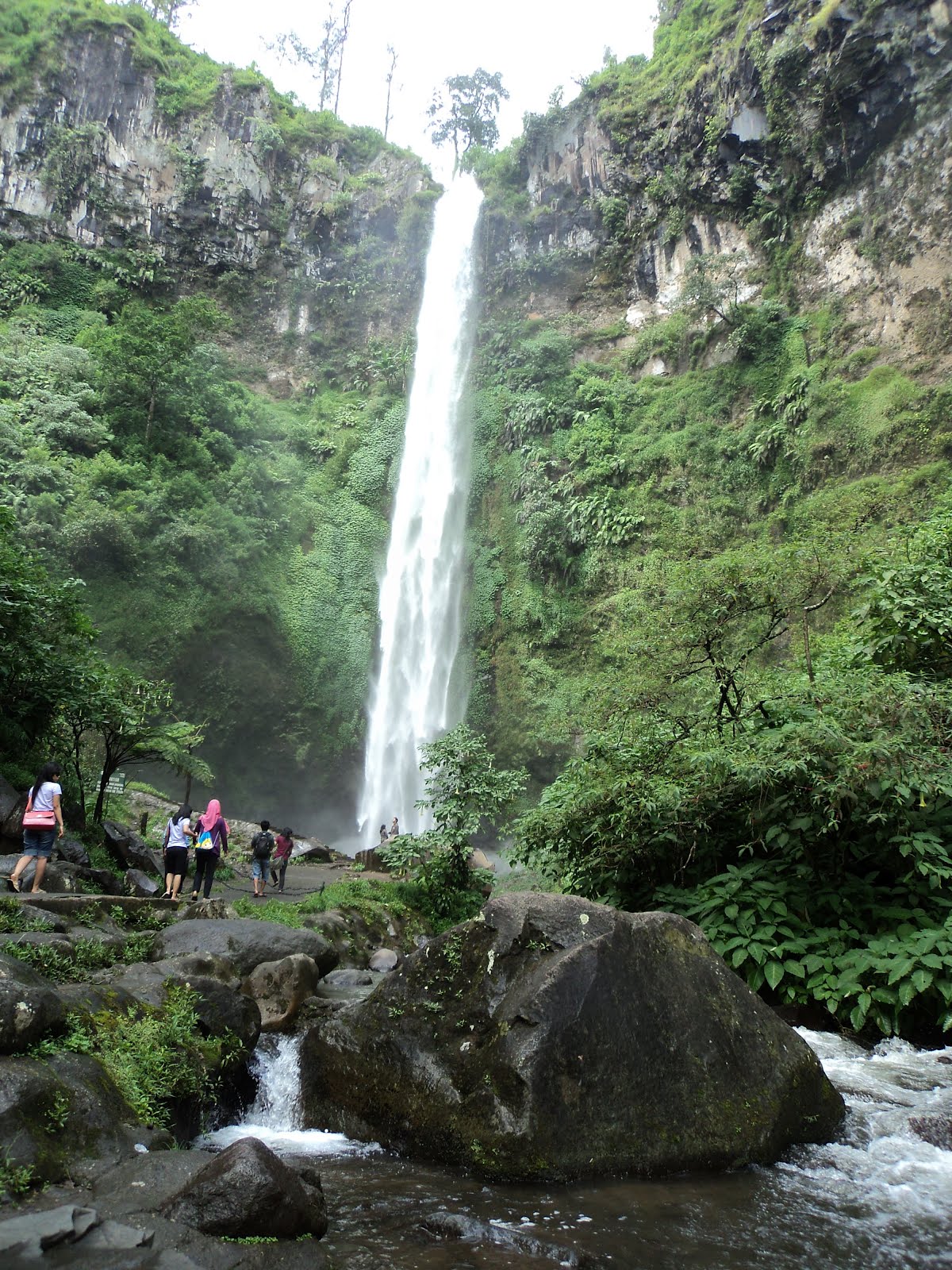 10 Tempat Wisata di Jawa Timur yang Wajib Dikunjungi