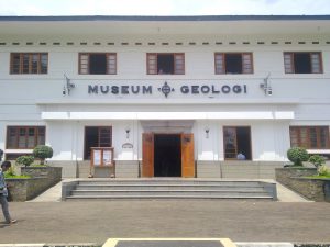 Museum Geologi Bandung