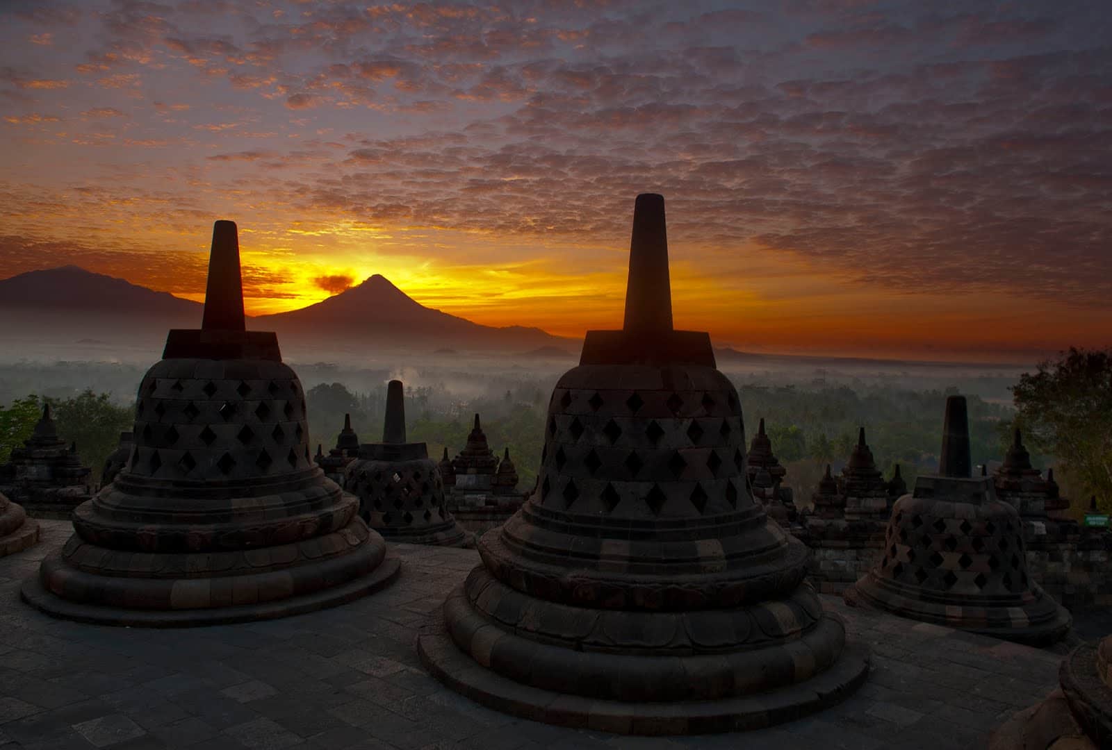 Wisata Indonesia - Candi Borobudur - Aneka Tempat Wisata