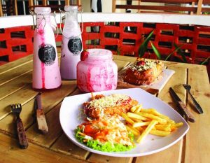 Tempat Wisata Kuliner di Bogor - Momo Milk