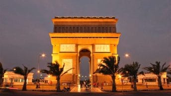 Monumen Simpang Lima Gumul