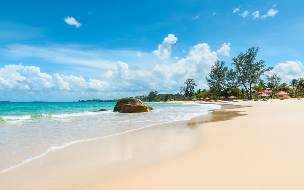 Pantai di Anyer: 9 Perlu Diketahui (Ternyata Ada Banyak & Bagus-Bagus)