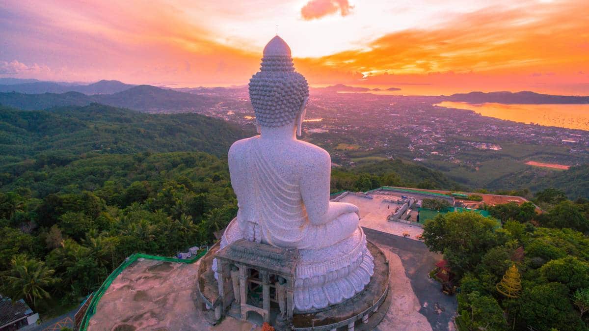 The Big Buddha (worldwidetour.ru)