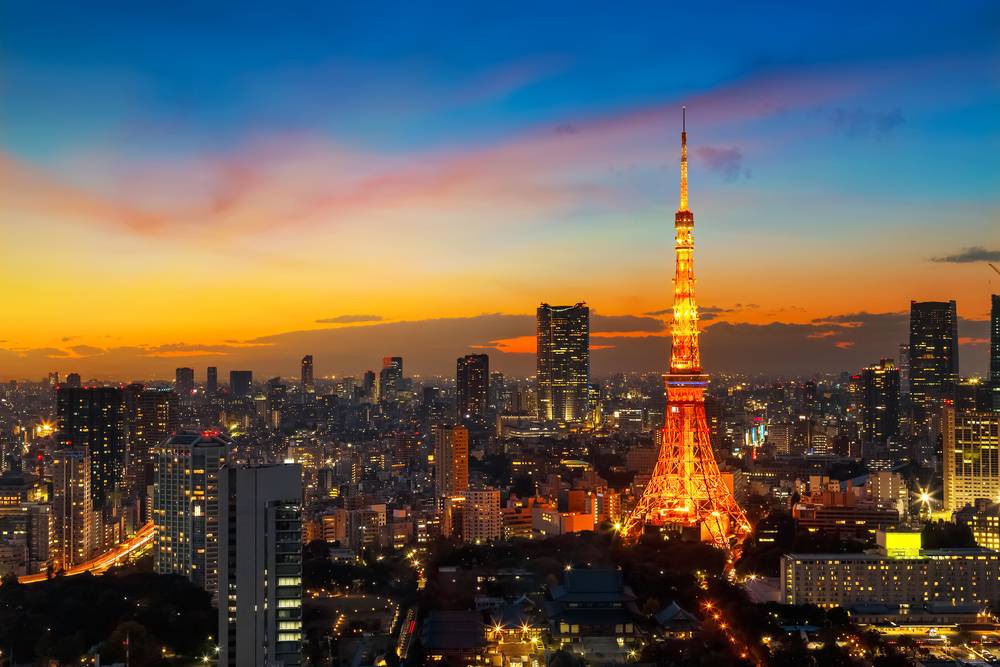Menara Tokyo (korinatur)