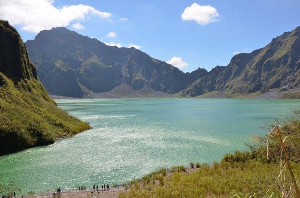 tempat wisata Filipina - Gunung Pinatubo (wisatafilipina)