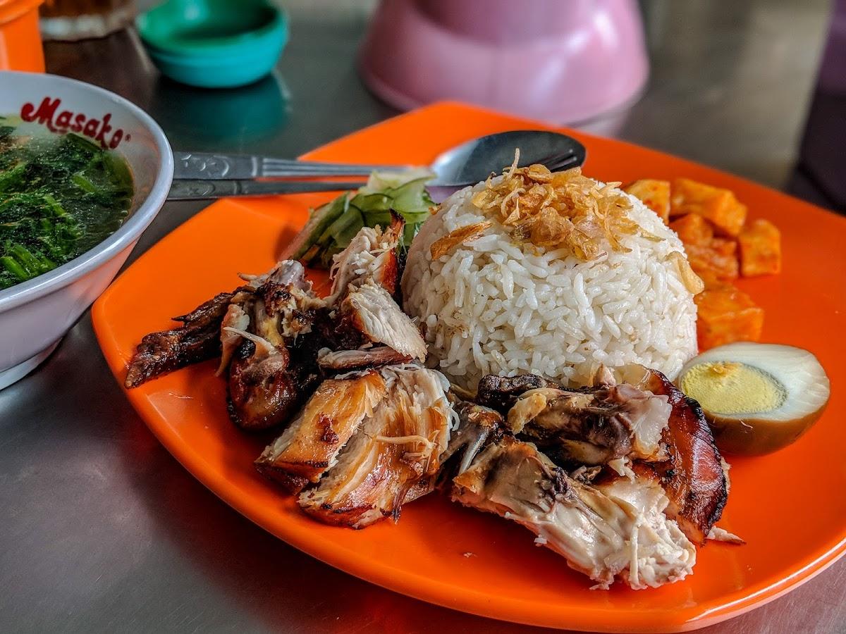 Kuliner Medan - Nasi Ayam Mama Koki (restaurantguru)