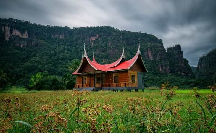 Wisata di Sumatera Barat - Lembah Harau (andalastourism)
