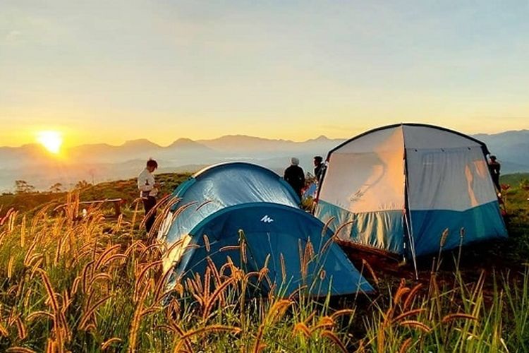 Camping di Taman Langit (bawakalem)